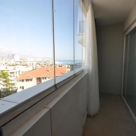 Luxury Penthouse In Tosmur Apartment