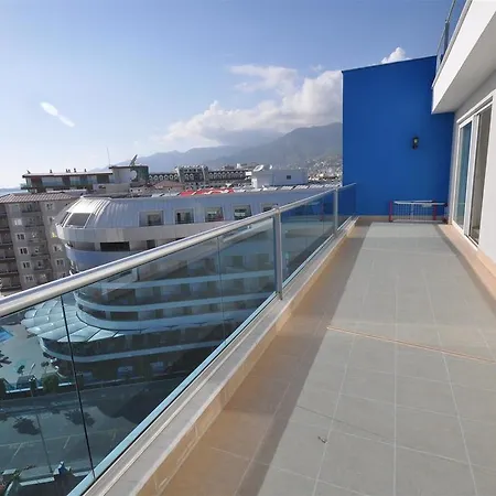 Luxury Penthouse In Tosmur Apartment Alanya
